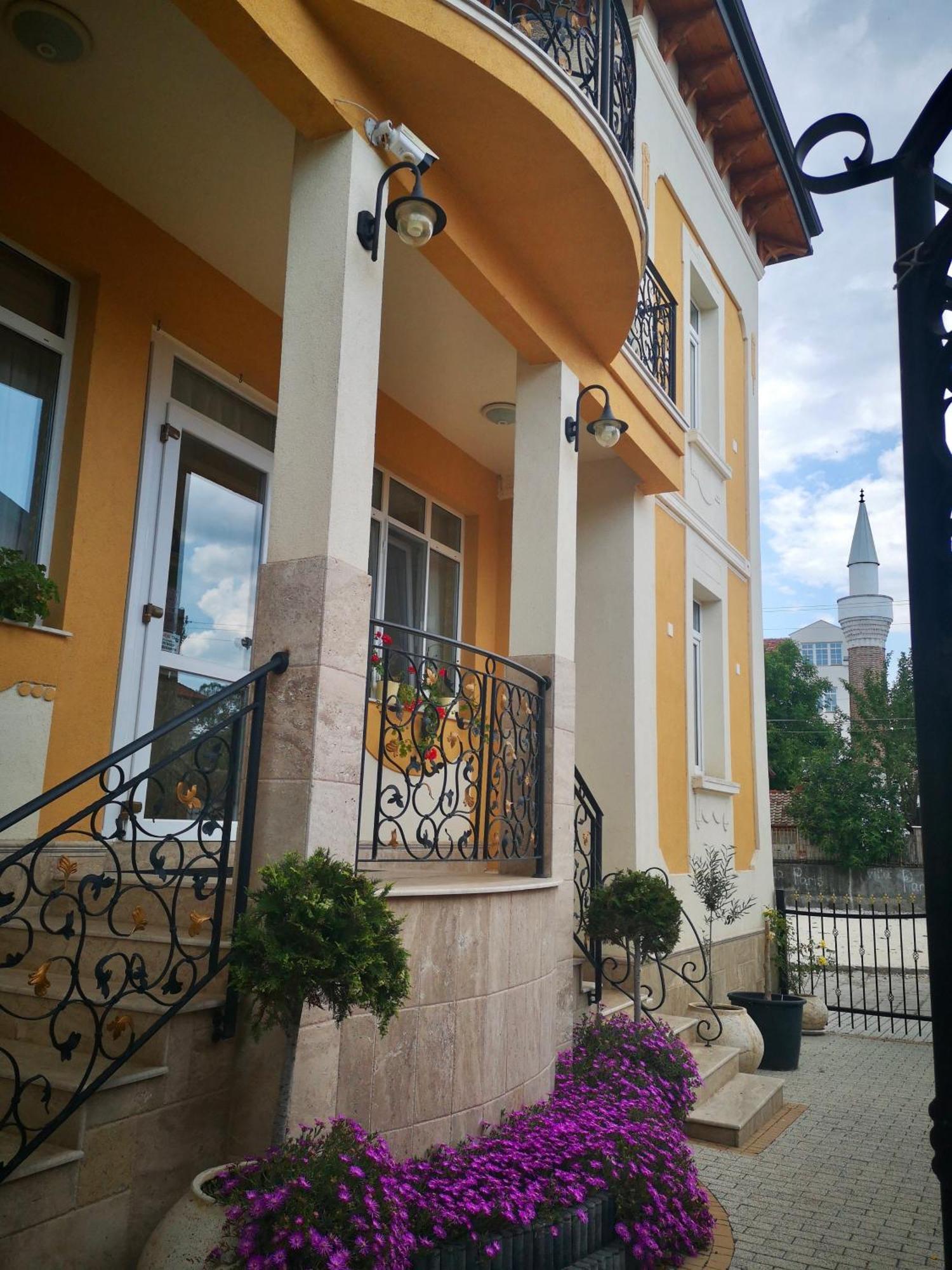 Вила Париж Хисаря Екстериор снимка